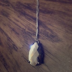 Pendant necklace